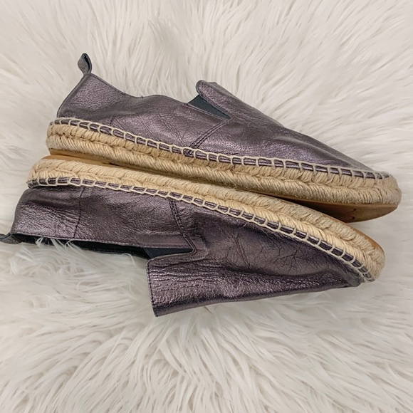 Vince Leather Metallic Canvas Flat Espadrilles - Picture 5 of 12